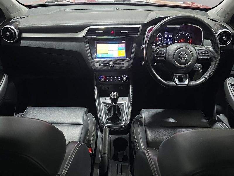 Used MG ZS Exclusive 106 HP (77 kW) 2018 Red SUV