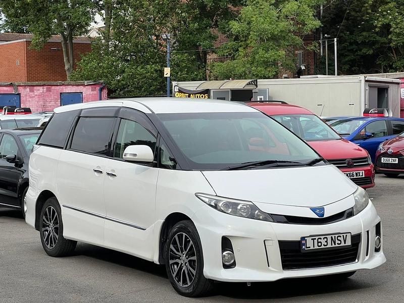 White Used 2019 Toyota Estima Hybrid | £6,700 - Image 1/4