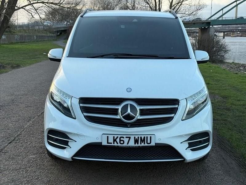 Used Mercedes V250 AMG line 190 HP (139 kW) 2017 White MPV
