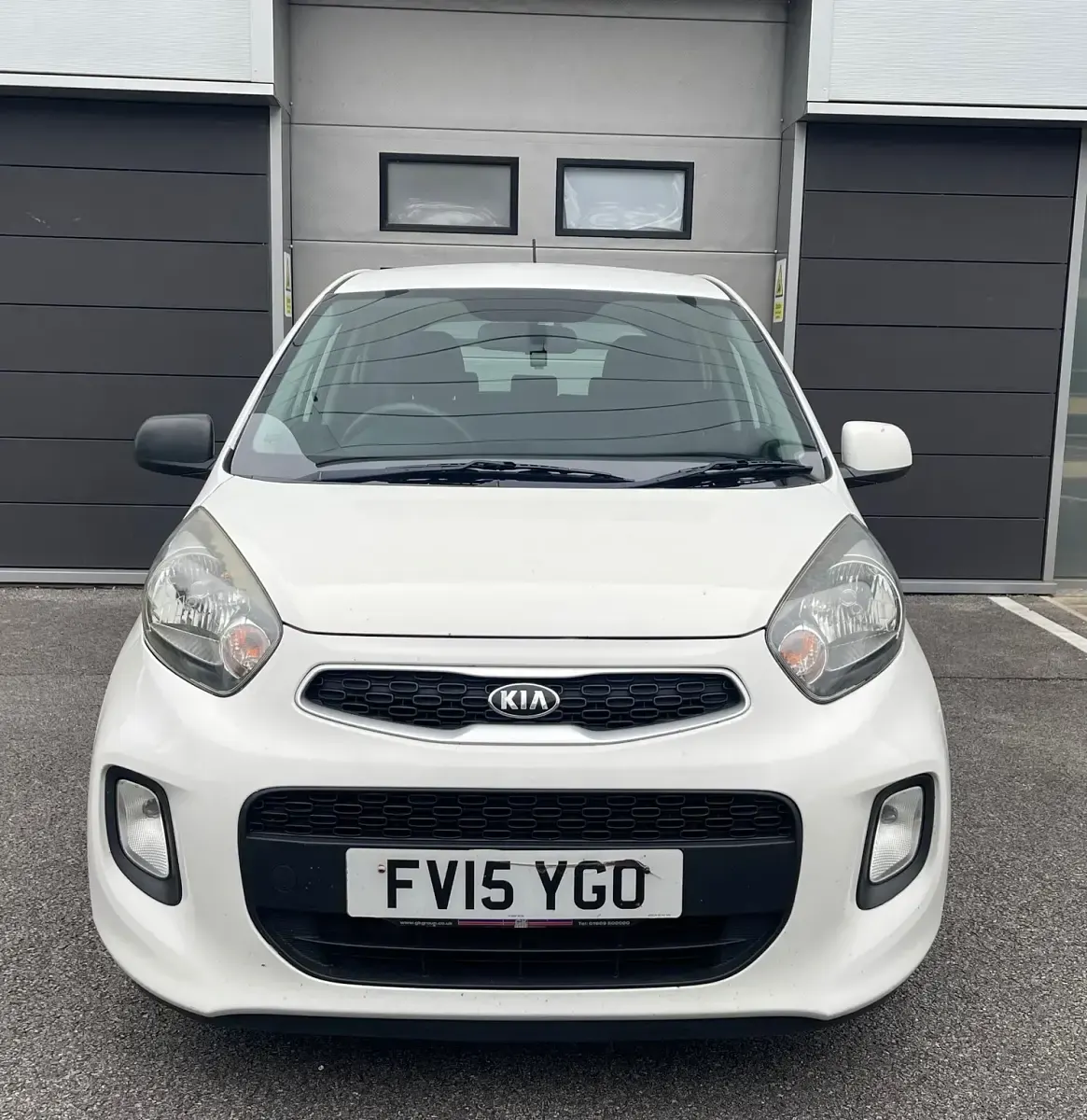 Used Kia Picanto 2015 White Hatchback