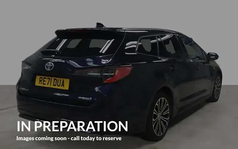 Used Toyota Corolla 122 HP (89 kW) 2021 Blue Estate