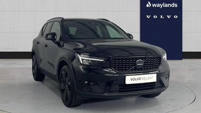 Usado Volvo XC40 Plus 2025 Preto SUV
