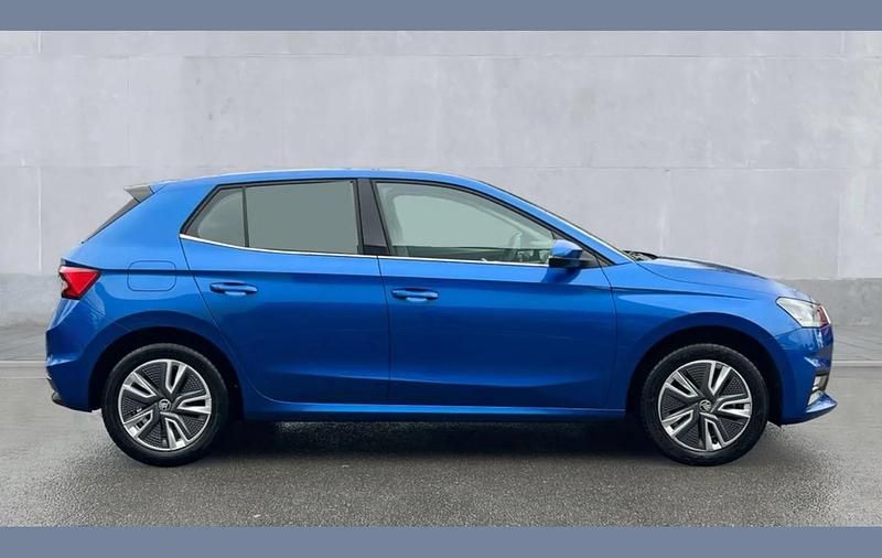 Used Skoda Fabia SE L 110 HP (80 kW) 2023 Race blue metallic Hatchback