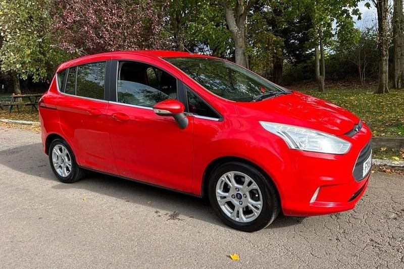 Red Used 2015 Ford B-MAX Zetec MPV | £3,490 (Good price) - Image 1/1