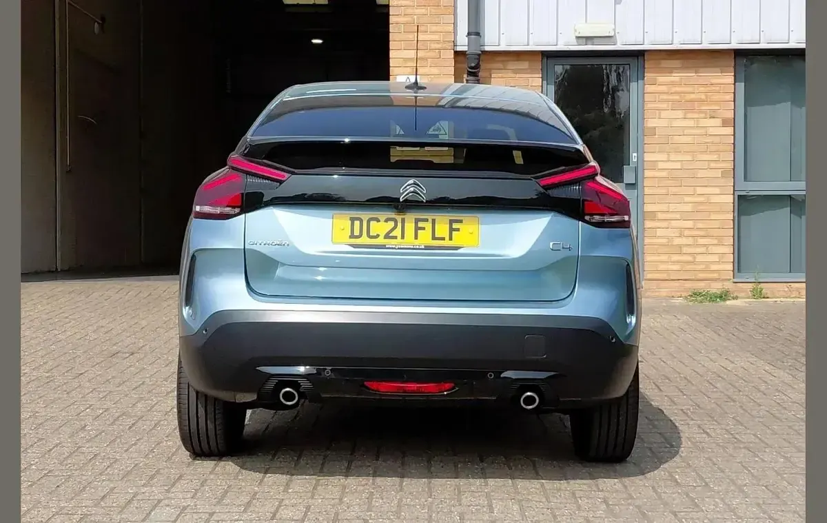 Used Citroën C4 PureTech 128 HP (94 kW) 2021 Blue Hatchback