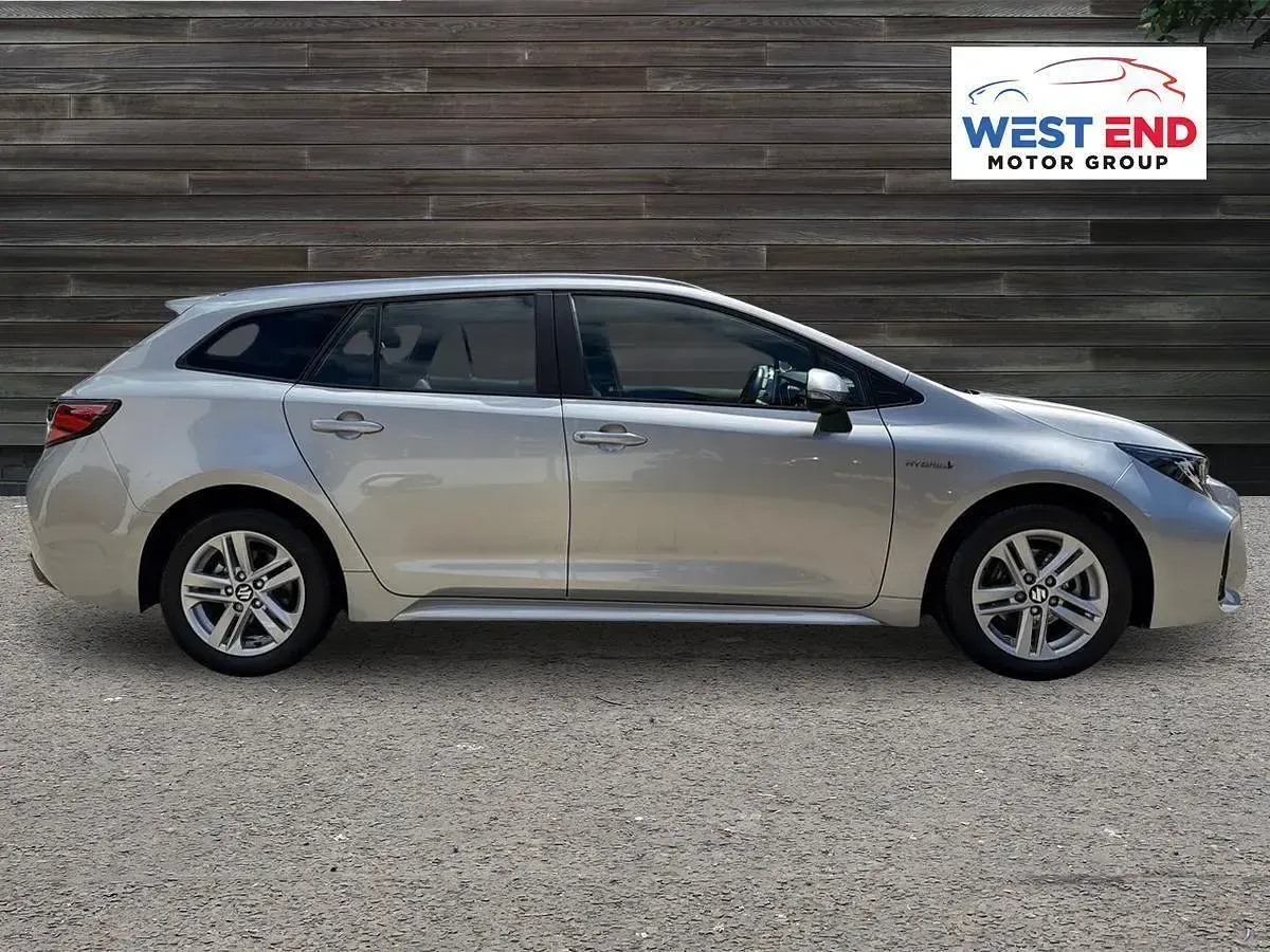Used Suzuki Swace 140 HP (102 kW) 2025 Silver Estate