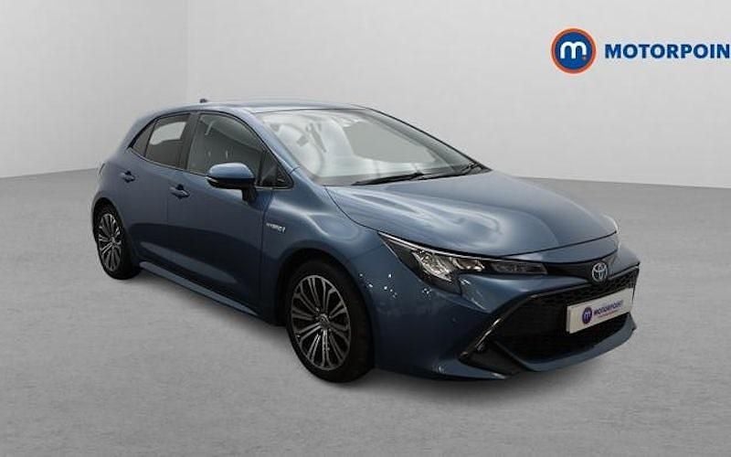 Used Toyota Corolla Design 122 HP (89 kW) 2022 Hatchback