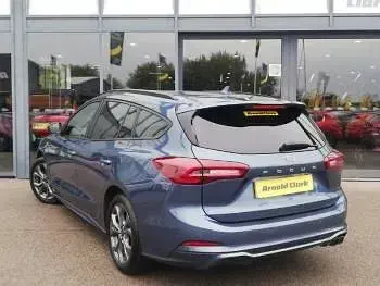 Used Ford Focus ST-Line 125 HP (91 kW) 2023 Blue Estate