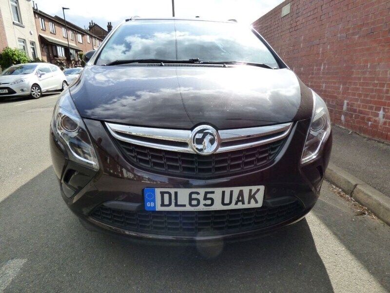 Brown Used 2015 Vauxhall Zafira MPV | £5,995 (Fair price) - Image 1/4