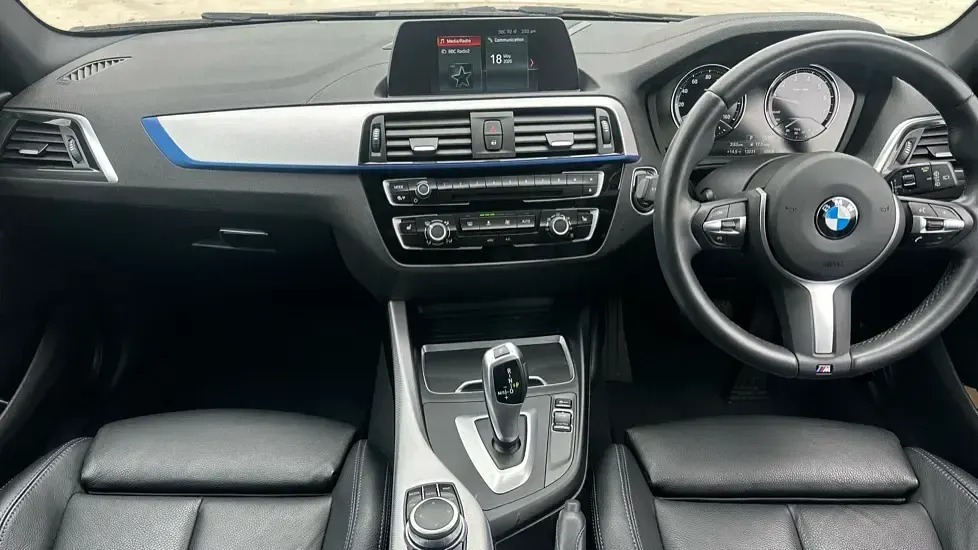 Used BMW 118 M Sport 134 HP (98 kW) 2019 Grey Hatchback