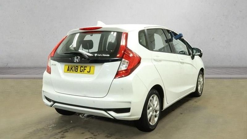 Used Honda Jazz SE 102 HP (75 kW) 2018 White Hatchback