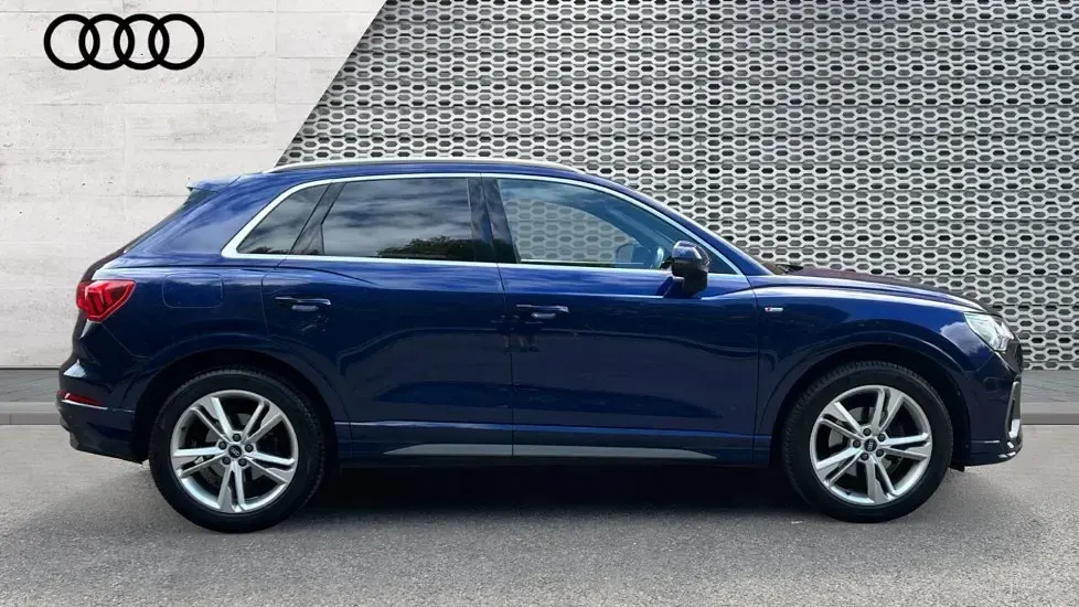 Used Audi Q3 S-Line 150 HP (110 kW) 2023 Blue SUV