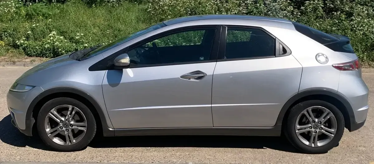 Used Honda Civic SE 140 HP (102 kW) 2011 Silver Hatchback