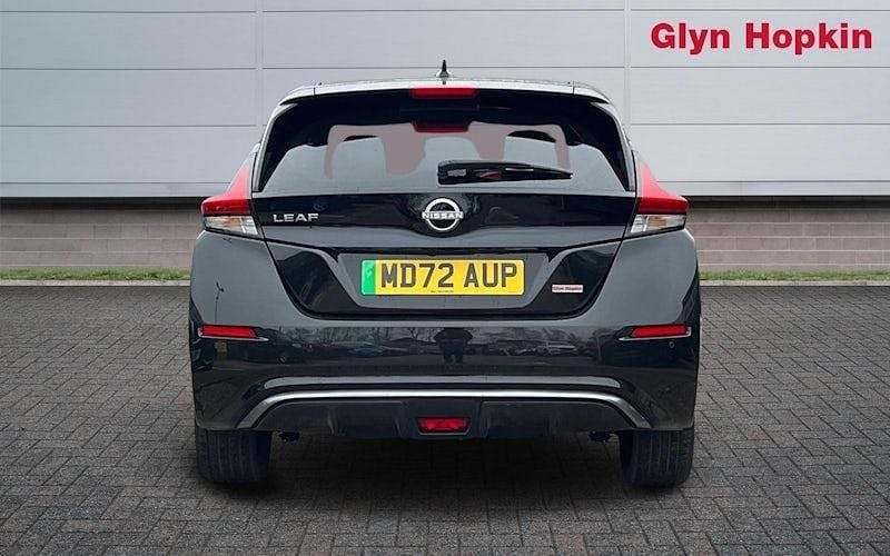 Usado Nissan Leaf N-Connecta 110 kW (150 HP) 2025 Citadino