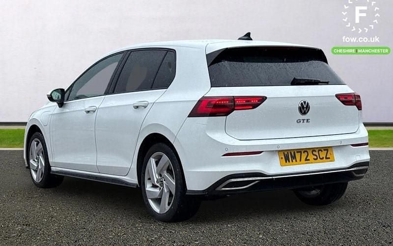 Used VW Golf VIII GTE 245 HP (180 kW) 2023 White Hatchback