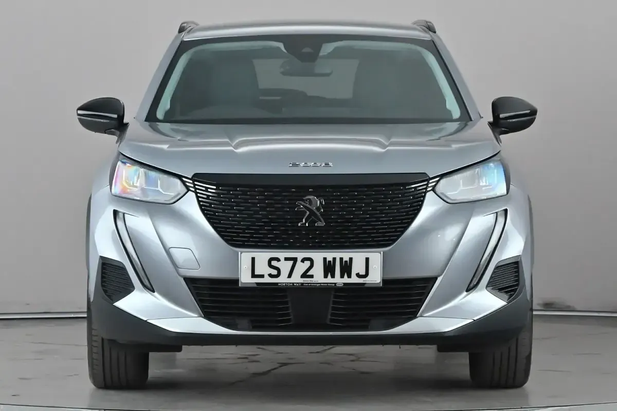 Used Peugeot 2008 Allure+ 130 HP (95 kW) 2022 Grey SUV