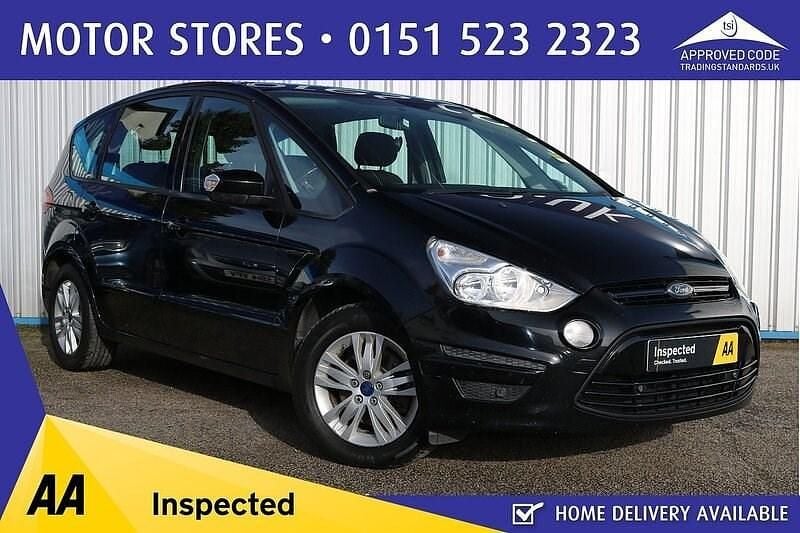 Used Ford S-MAX Zetec 140 HP (102 kW) 2015 Black MPV