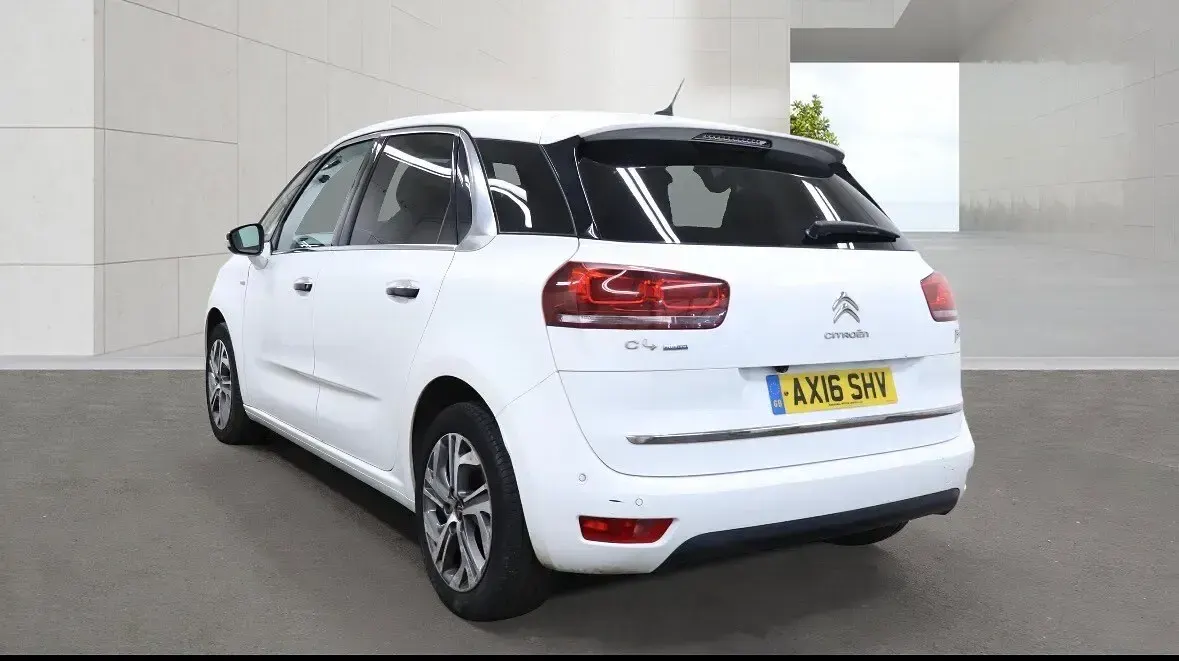 Used Citroën C4 Picasso Exclusive 2016 White MPV