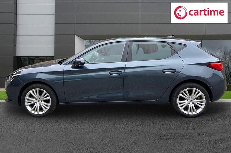 Used Seat Leon SE Dynamic 110 HP (80 kW) 2021 Grey Hatchback