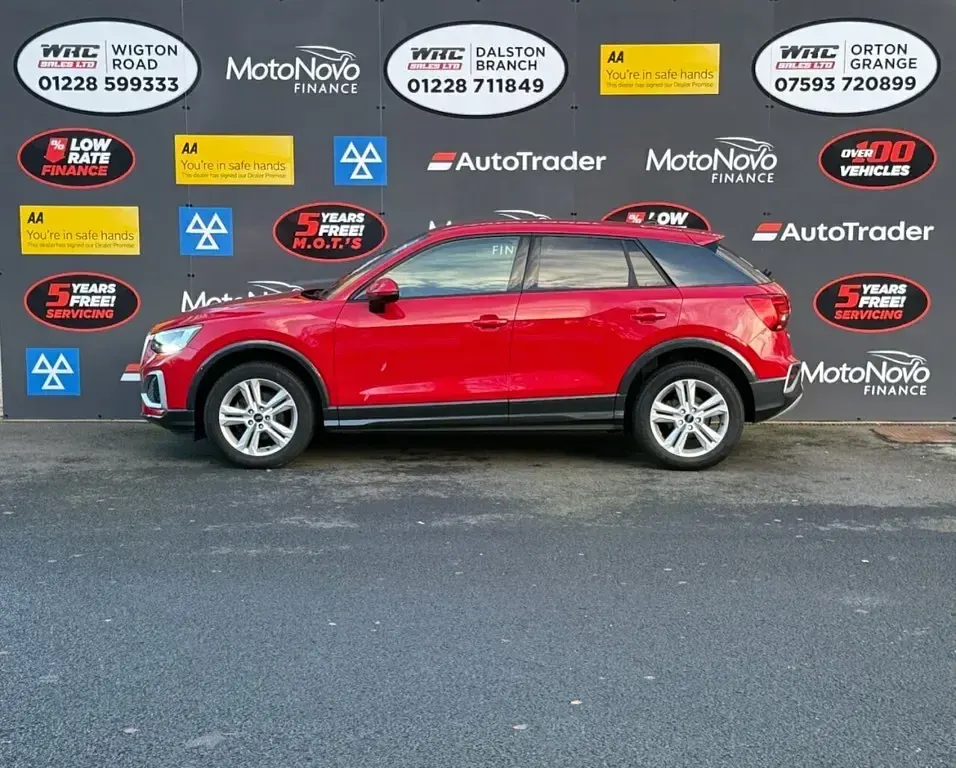 Used Audi Q2 Sport 110 HP (80 kW) 2022 Red SUV