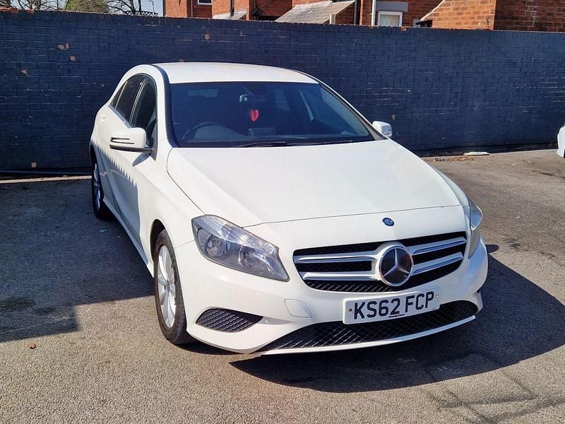 Used Mercedes A180 SE 2013 White Hatchback