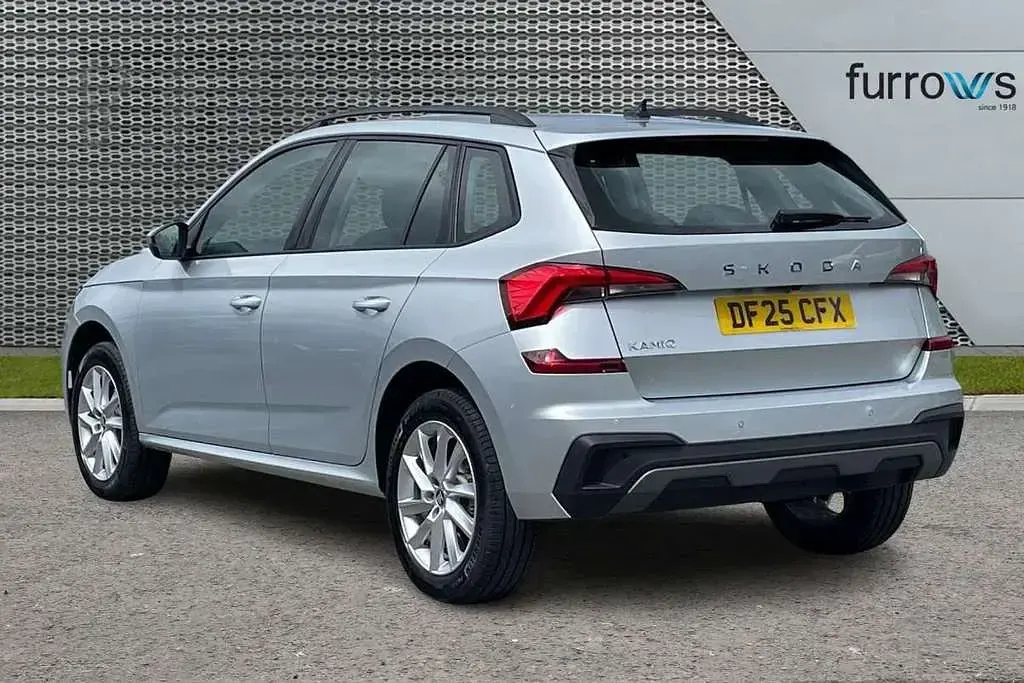Used Skoda Kamiq SE 94 HP (69 kW) 2025 Brilliant silver metallic SUV