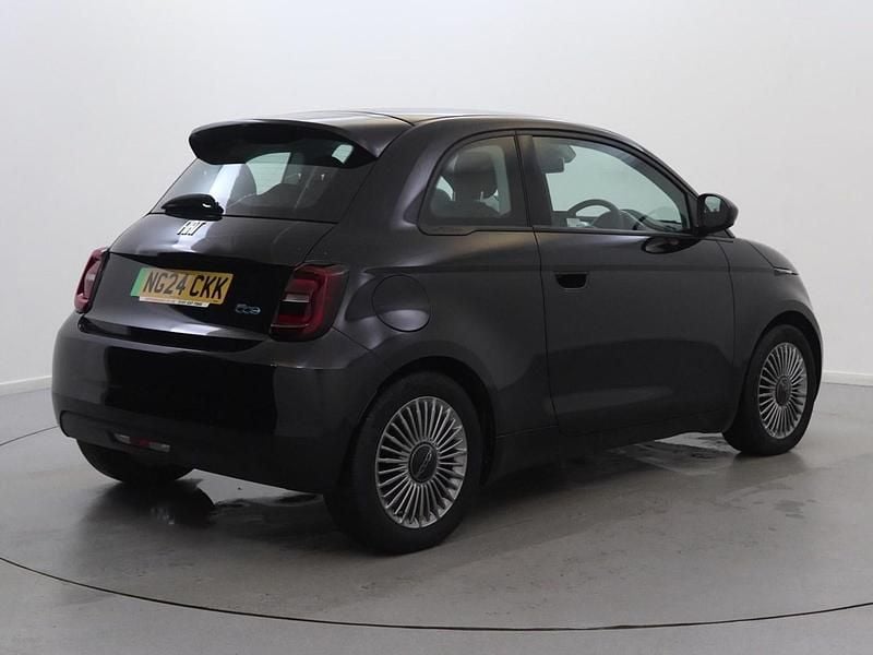 Used Fiat 500e 86 kW (118 HP) 2024 Black Hatchback