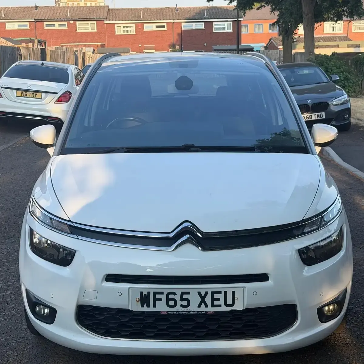 Used Citroën Grand C4 Picasso Exclusive 120 HP (88 kW) 2015 White MPV