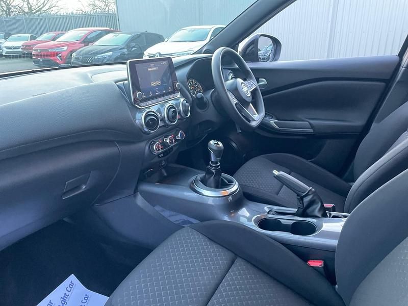 Used Nissan Juke Acenta 117 HP (86 kW) 2020 Grey SUV