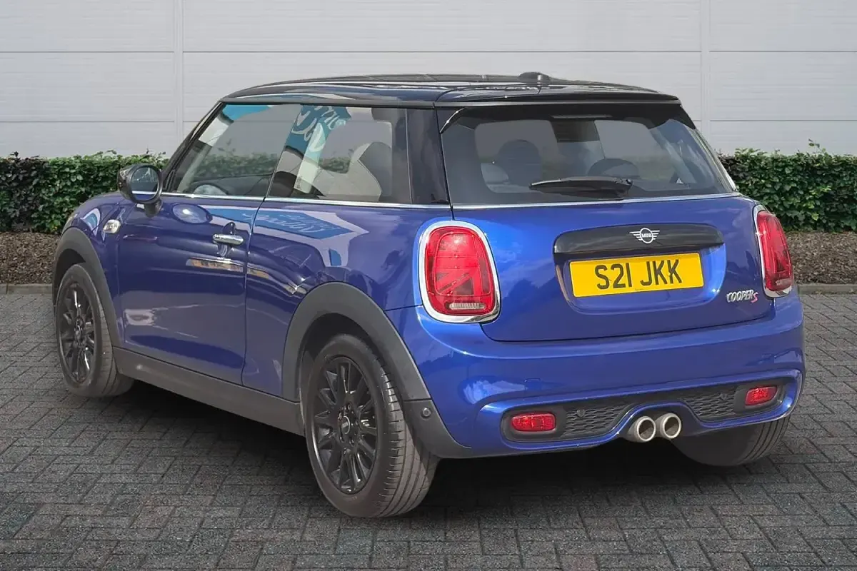 Used Mini Cooper S Classic 2020 Blue Hatchback