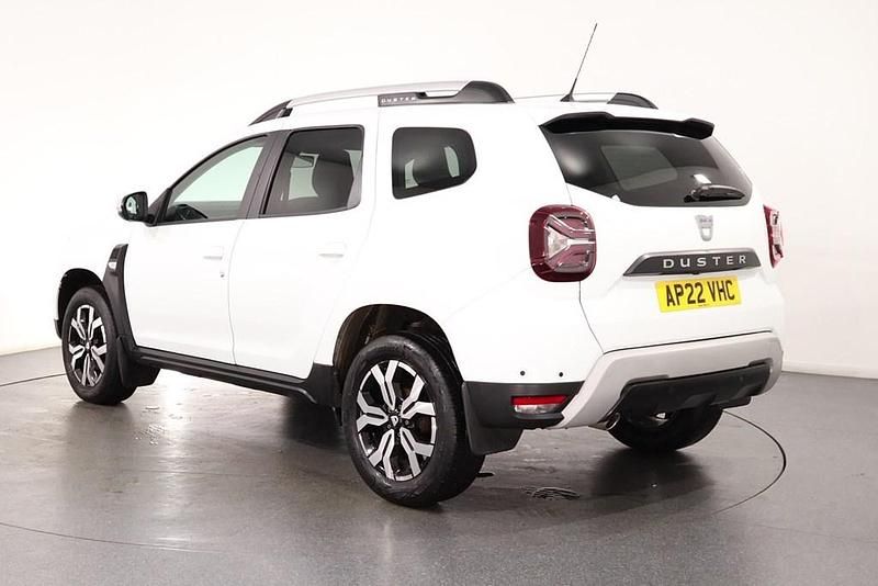 Used Dacia Duster Prestige 150 HP (110 kW) 2022 White SUV