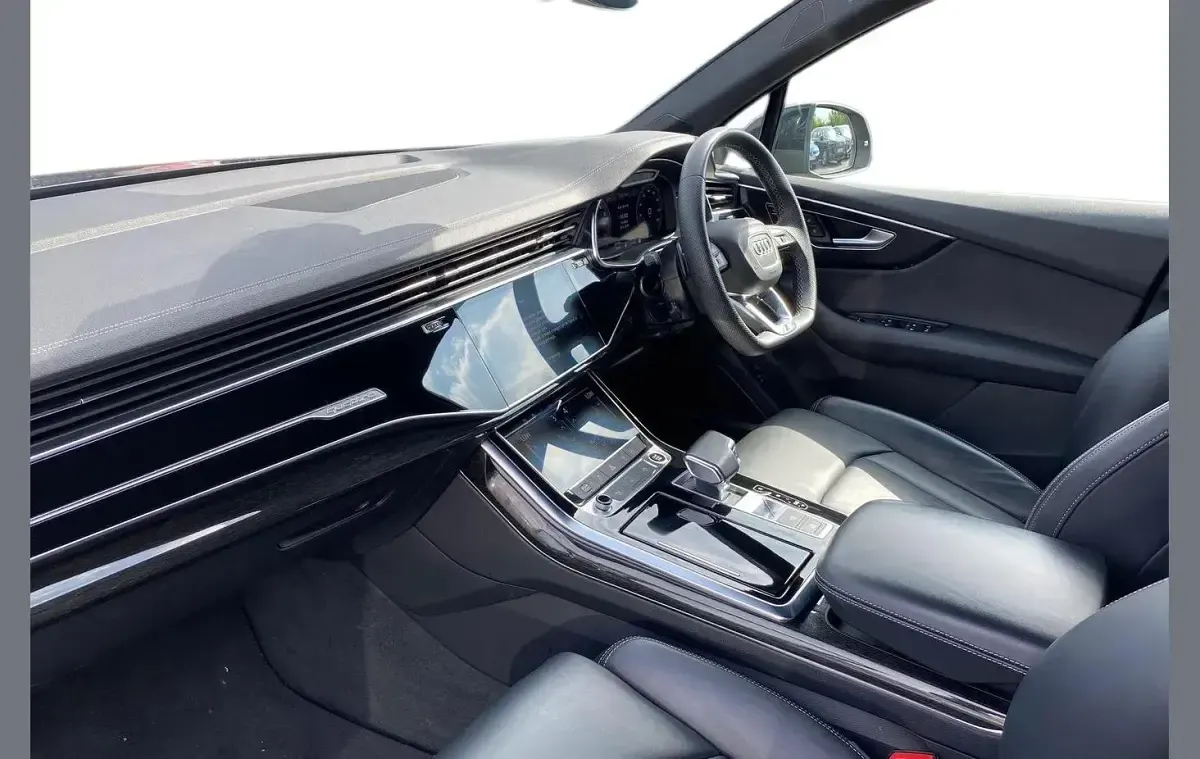 Used Audi Q7 Black Edition 334 HP (245 kW) 2023 Black SUV