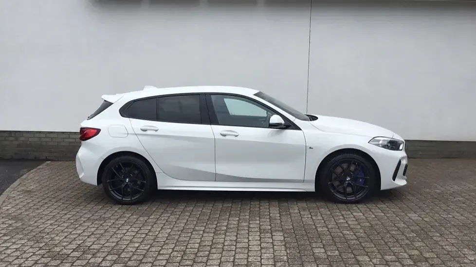 Used BMW 118 M Sport 134 HP (98 kW) 2021 White