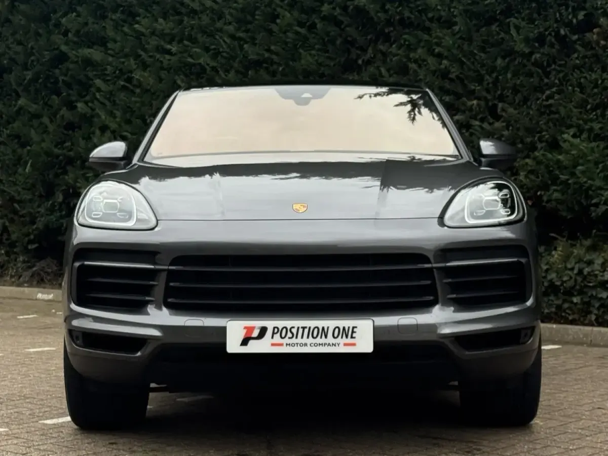 Usado Porsche Cayenne 340 HP (250 kW) 2020 Cinzento SUV