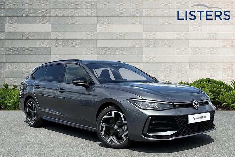 Diabase grey Used 2025 VW Passat R-line Estate | £33,990 - Image 1/4