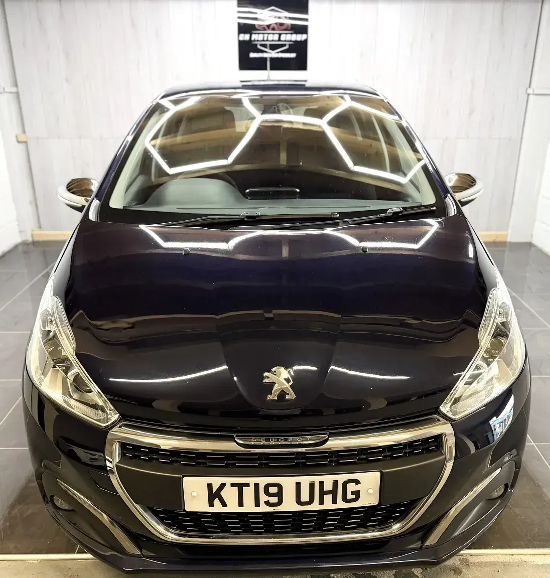 Second-hand Peugeot 208 Signature Sky 82 CP (60 kW) 2019 Albastru Hatchback