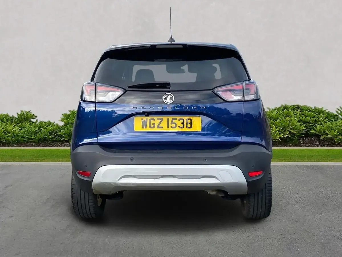 Used Vauxhall Crossland Elite 130 HP (95 kW) 2021 Blue SUV