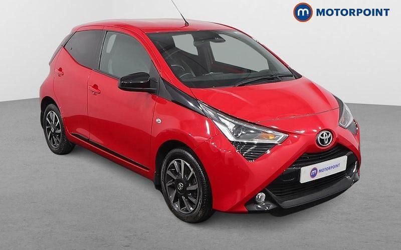 Red Used 2021 Toyota Aygo Trend Hatchback | £11,949 (Fair price) - Image 1/4