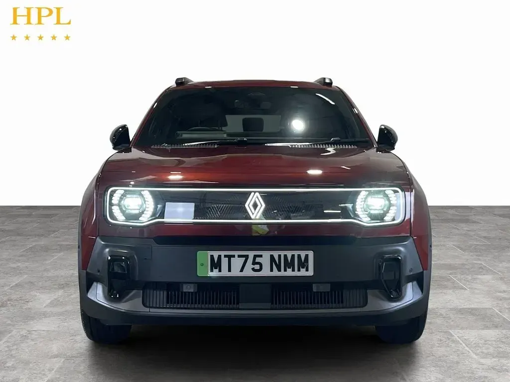 Used Renault R4 Komfort 110 kW (150 HP) 2026 Red Hatchback