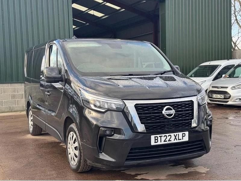 Used Nissan Primastar Acenta 130 HP (95 kW) 2022 Black MPV