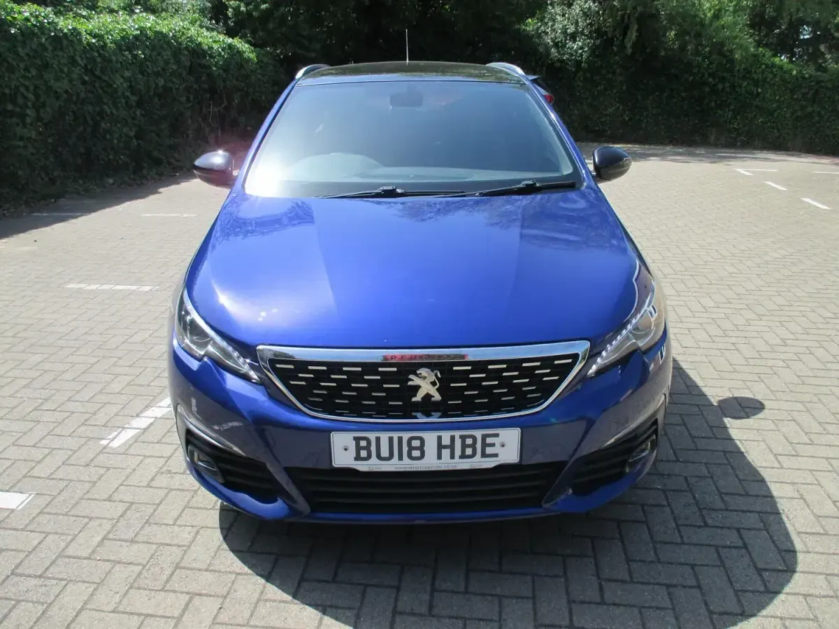 Used Peugeot 308 SW GT-line 2018 Blue Estate