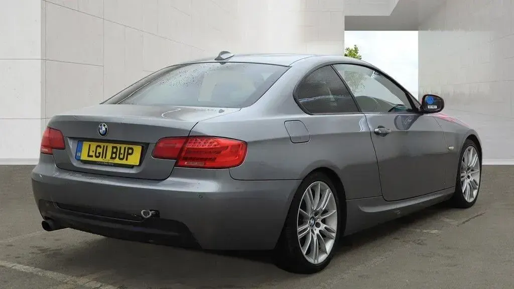 Used BMW 320 M Sport 2011 Grey Coupe