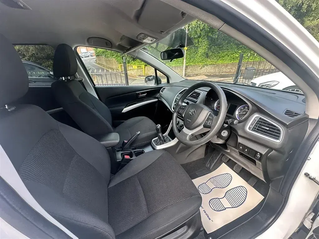 Used Suzuki SX4 S-Cross SZ4 111 HP (81 kW) 2018 White SUV