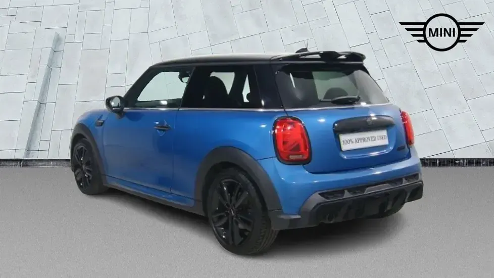 Used Mini Cooper Hatch 134 HP (98 kW) 2023 Blue Hatchback