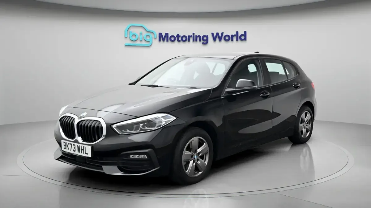 Used BMW 118 134 HP (98 kW) 2023 Black Hatchback