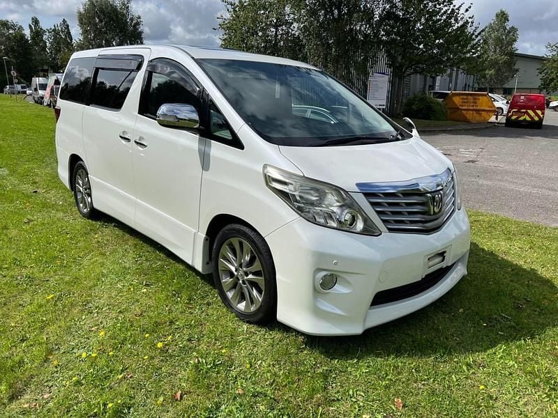 Used Toyota Alphard 2010 White MPV