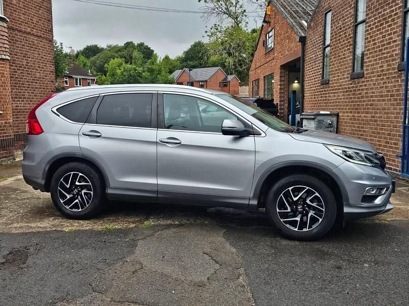 Used Honda CR-V SE Plus 160 HP (117 kW) 2017 Silver SUV