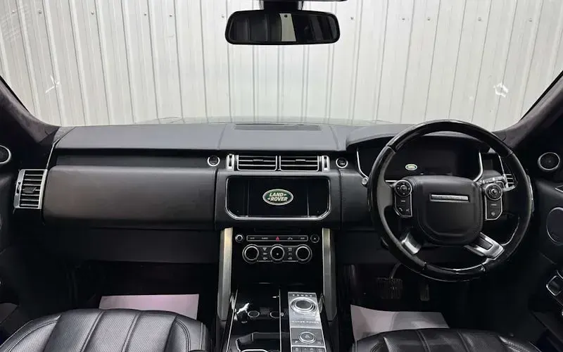 Used Land Rover Range Rover Autobiography 340 HP (250 kW) 2015 SUV