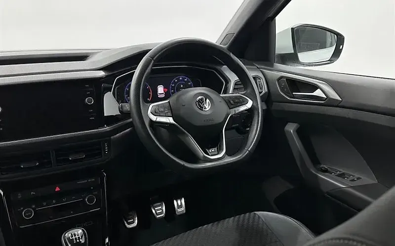 Used VW T-Cross R-line 116 HP (85 kW) 2020 White SUV