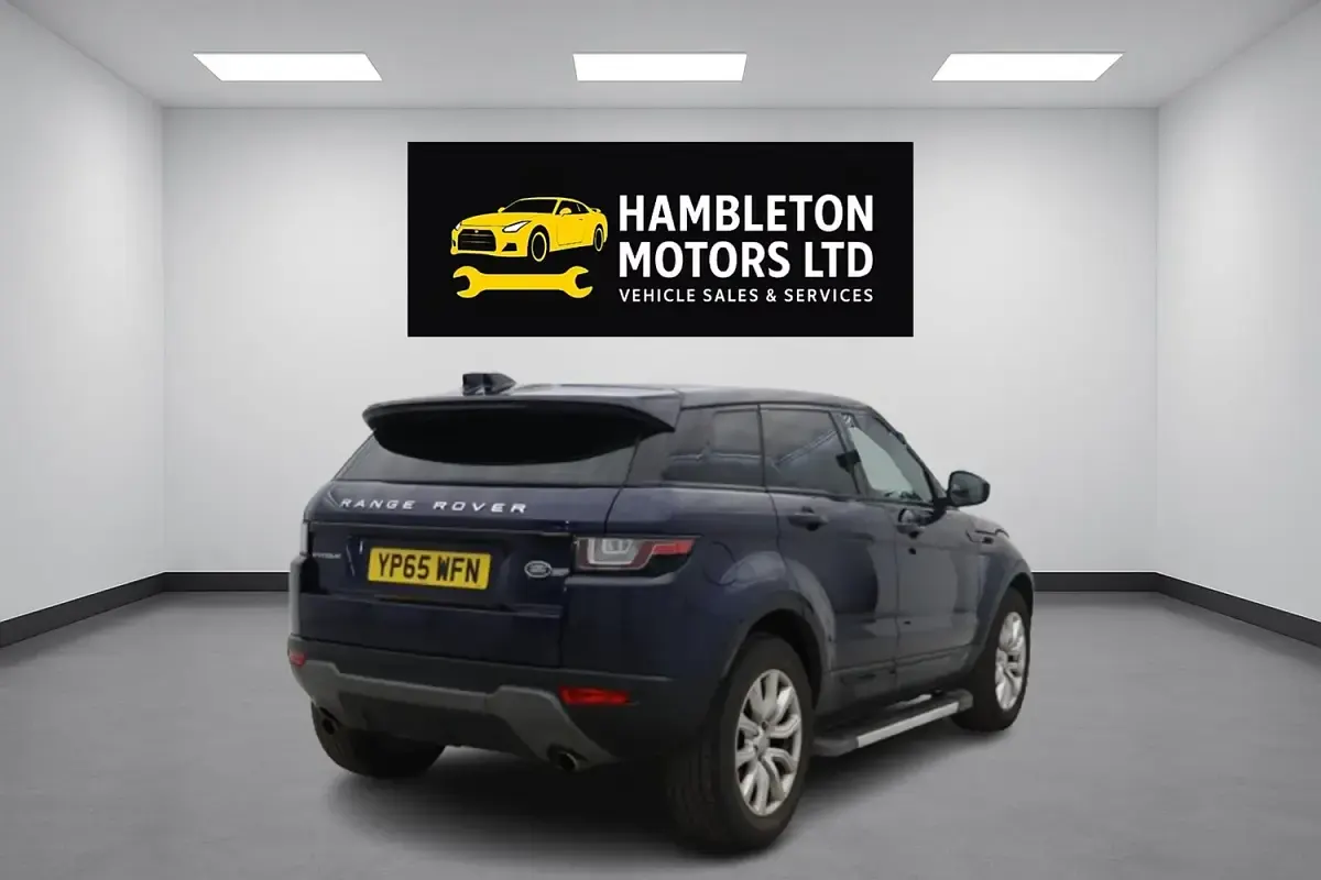 Used Land Rover Range Rover evoque SE 180 HP (132 kW) 2015 Blue Estate